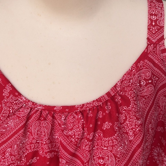 Like new no boundaries red bandanna tank top - Picture 2 of 12